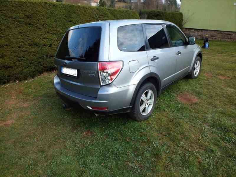 Subaru Forester 2,0   SHD - foto 4