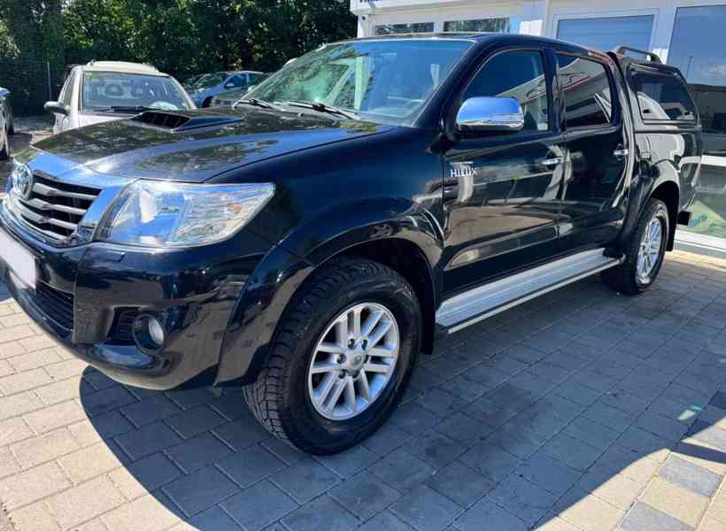Toyota Hilux3,0 D4D Executive Aut. 126kw - foto 2