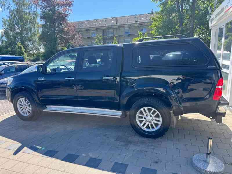 Toyota Hilux3,0 D4D Executive Aut. 126kw - foto 3