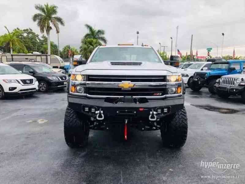 Chevrolet Silverado 2500 LTZ 6,6l turbo diesel 327 kW - foto 22