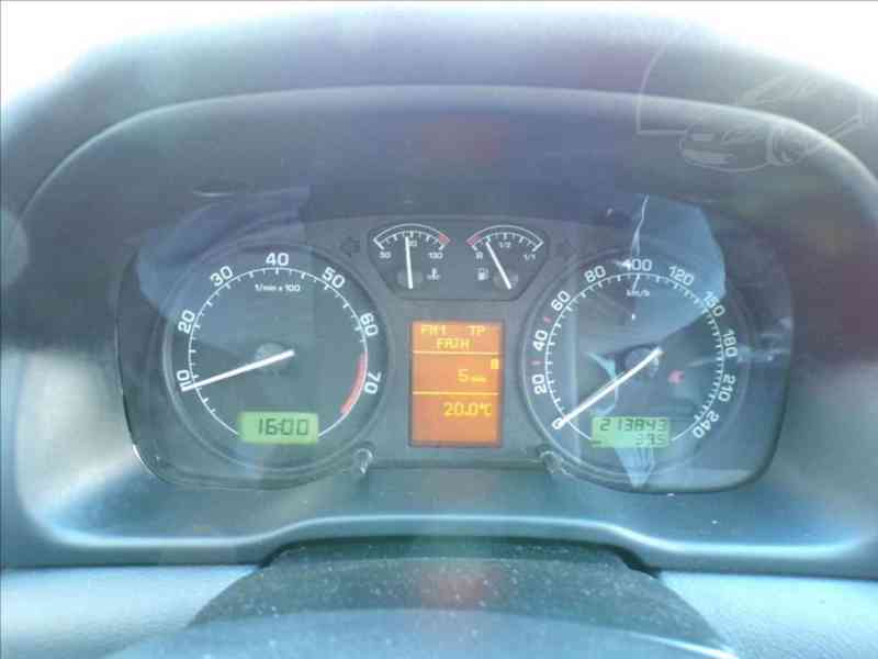 Škoda Octavia 1,8 T XENONY,TAŽNÉ ZAŘÍZENÍ - foto 5