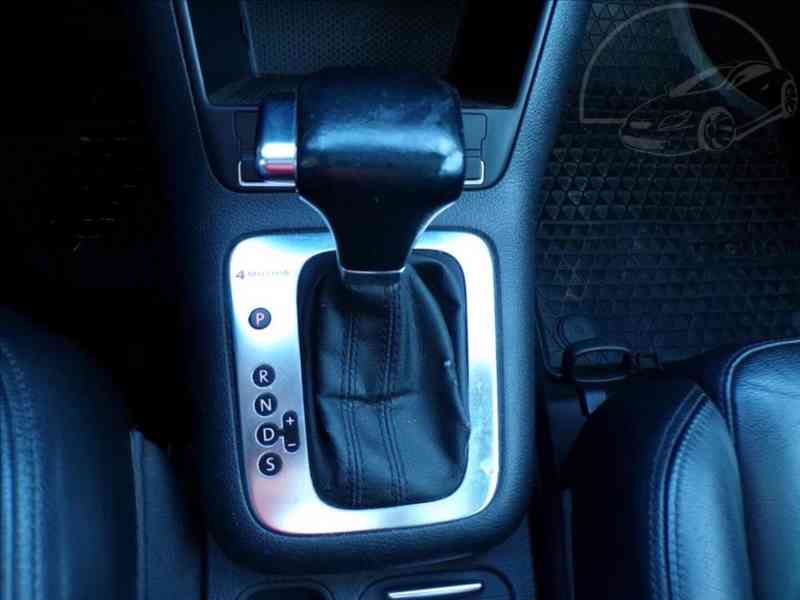 VW Tiguan 2,0 TDI AUTOMAT , TAŽ. ZAŘÍZENÍ - foto 7