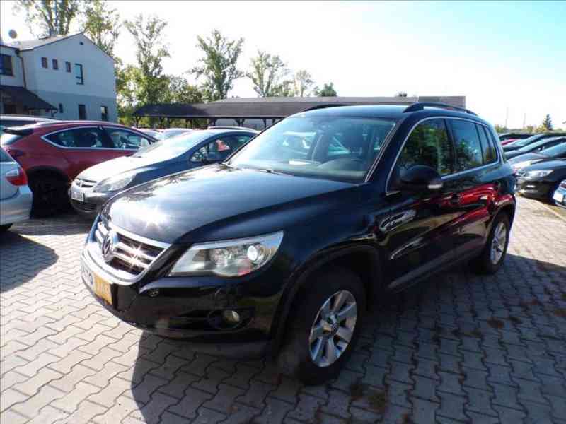 VW Tiguan 2,0 TDI AUTOMAT , TAŽ. ZAŘÍZENÍ - foto 2