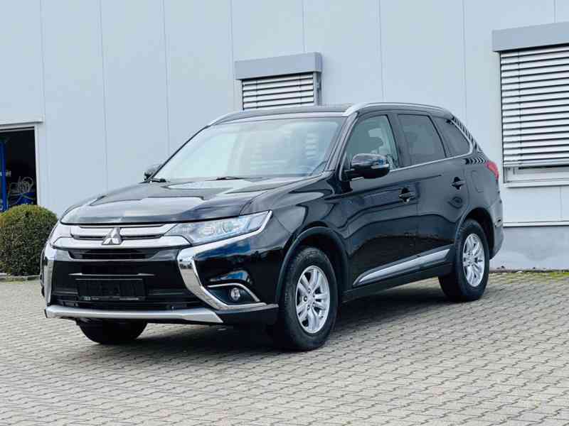 Mitsubishi Outlander 2,2DI-D 4x4 110kw - foto 11