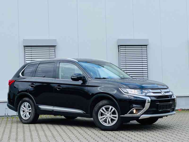 Mitsubishi Outlander 2,2DI-D 4x4 110kw - foto 13