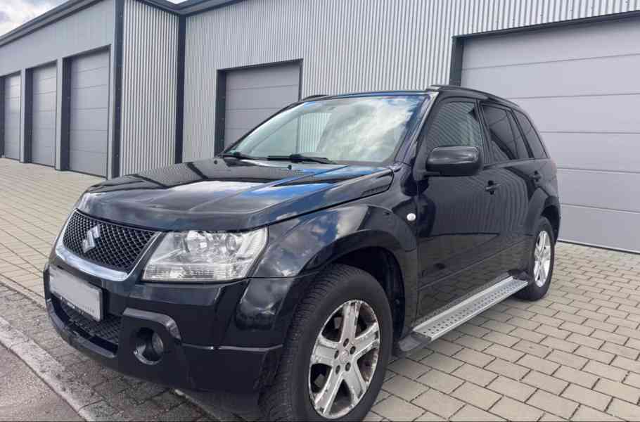 Suzuki Grand Vitara 2.0i Comfort benzín 103kw - foto 1