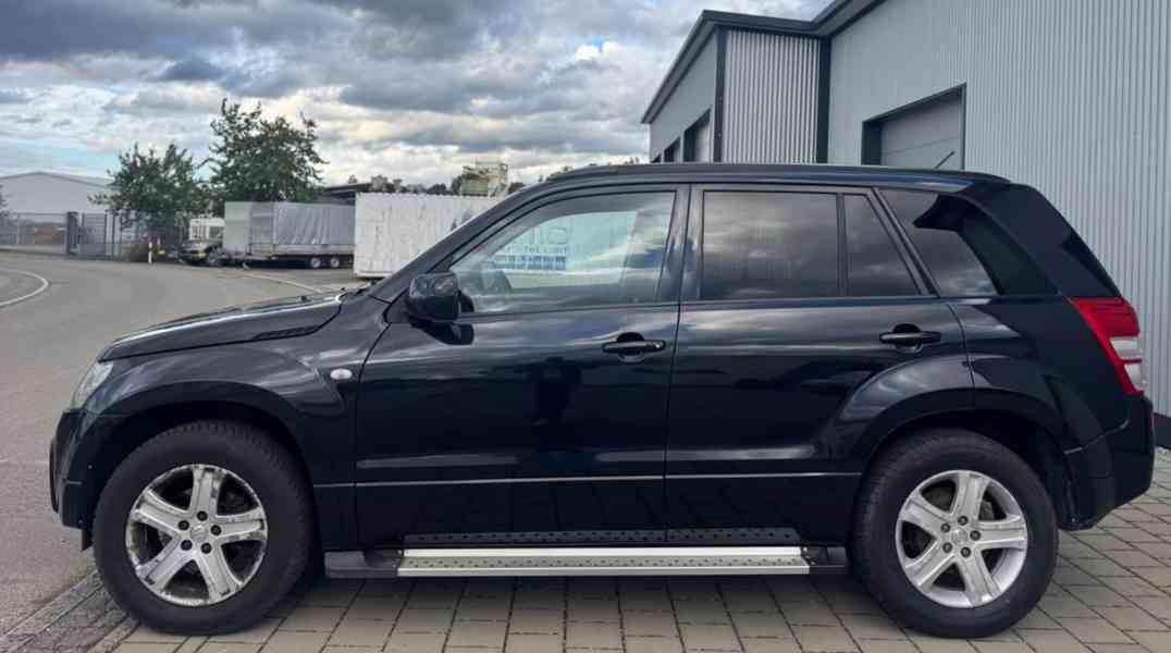 Suzuki Grand Vitara 2.0i Comfort benzín 103kw - foto 5