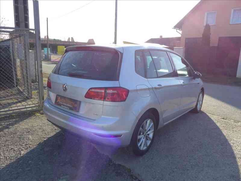 Volkswagen Golf Sportsvan 1,2 TSI DIGI AC VÝHŘEV SERVIS - foto 3
