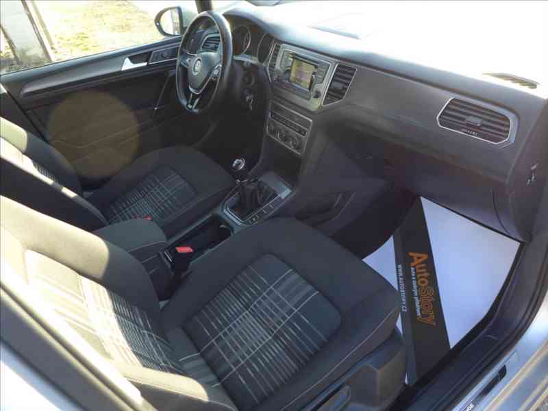 Volkswagen Golf Sportsvan 1,2 TSI DIGI AC VÝHŘEV SERVIS - foto 10