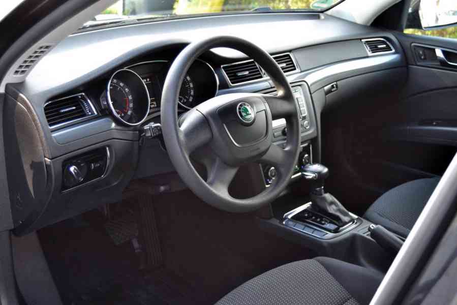 Škoda Superb 2.0 TDI 103kW DSG Active Navi kombi - foto 7