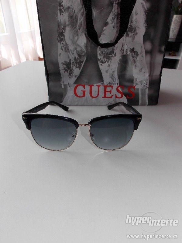 GUESS dámské sluneční brýle - foto 4