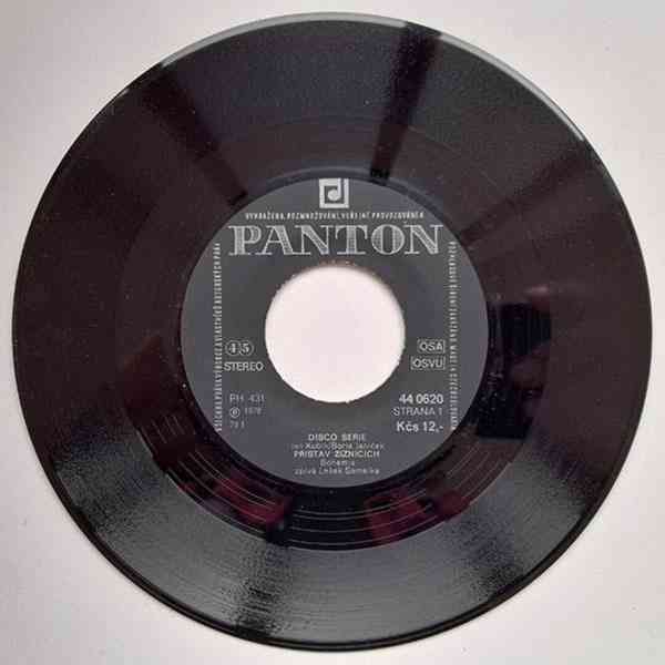 Bohemia – Přístav žíznících / Návštěva ve Zverexu (SP) - foto 3