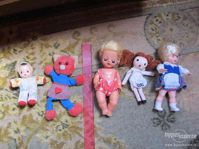 Plyšáci a panenky ze 70. let - foto 46
