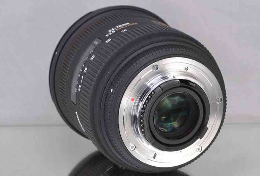 pro Nikon - SIGMA 24-70 mm f/2,8 EX DG HSM *UV - foto 6