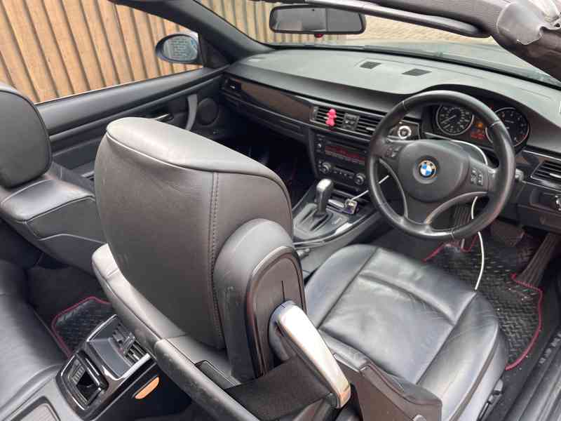 BMW 325i Cabrio RHD - UK plates - foto 10