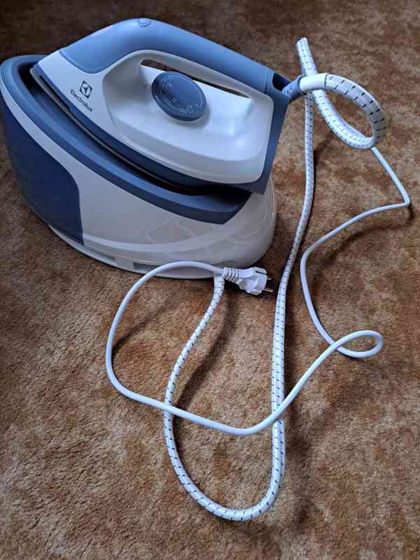 Žehlička, parní generátor  - foto 2