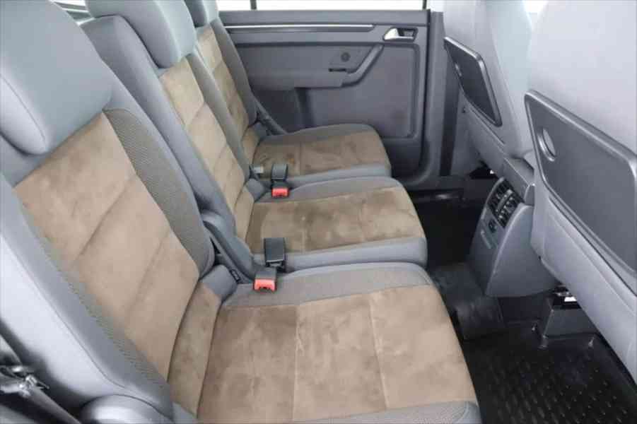 Volkswagen Tiguan 1,6   TDI 77 kW DSG7 - foto 12