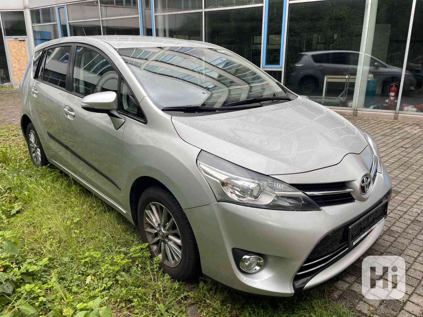 Toyota Verso 1,8i Comfort benzín 108kw - foto 1