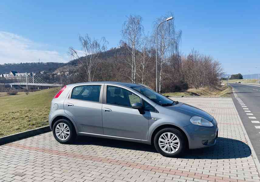 FIAT Punto Grande 1.9 JTD - foto 3