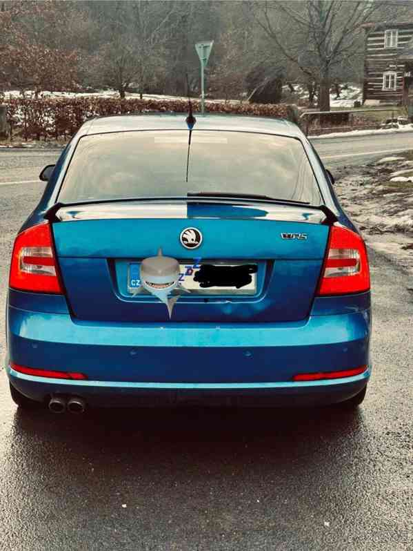 Škoda Octavia 2,0 TDI CR DPF RS - foto 20