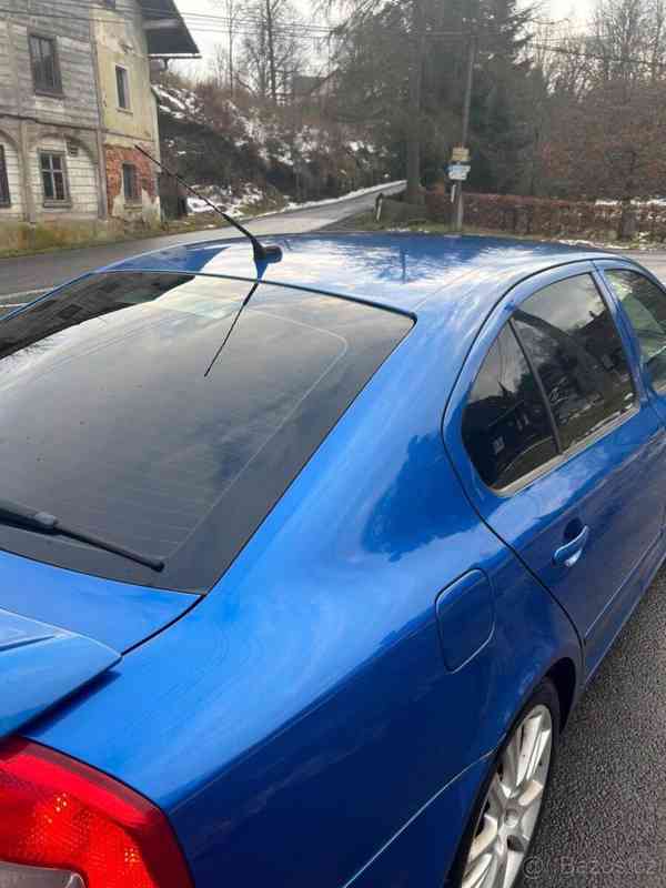 Škoda Octavia 2,0 TDI CR DPF RS - foto 5