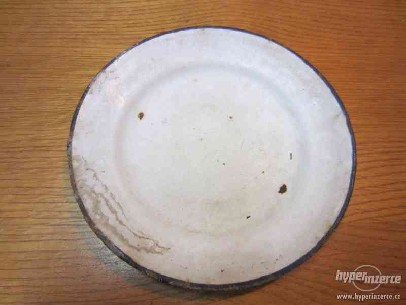 Starožitný plechový talířek - foto 1