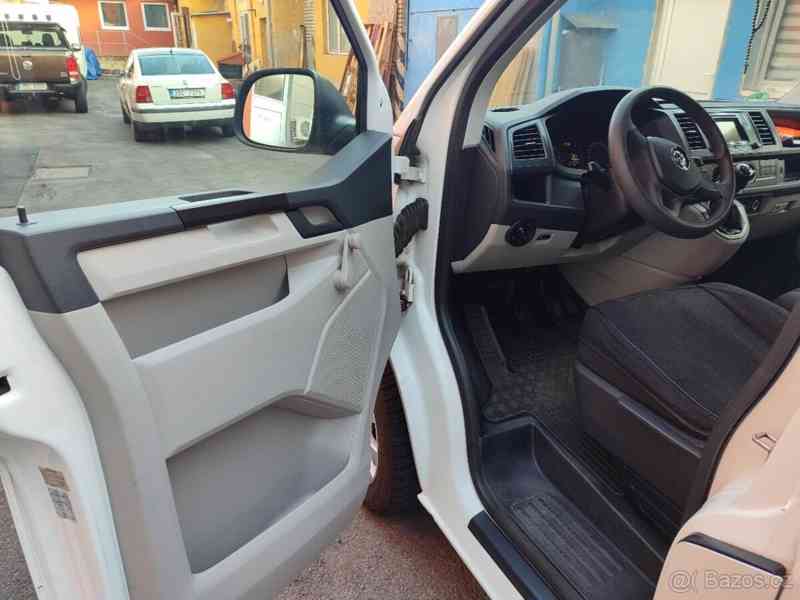 Volkswagen Caravelle 2,0   T6 tdi - foto 12