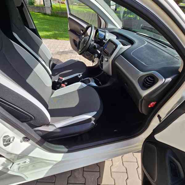 toyota aygo automat - foto 9