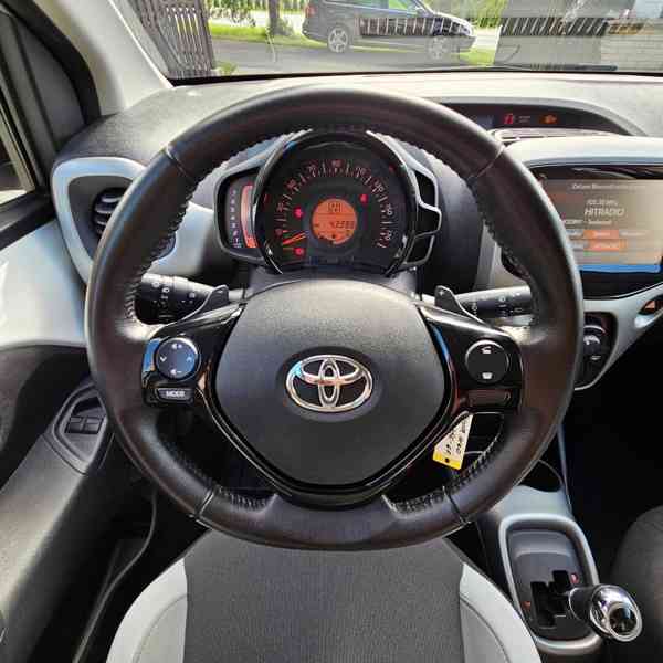 toyota aygo automat - foto 14