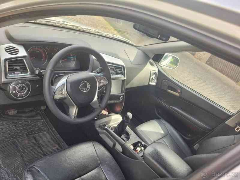 SsangYong Actyon 2,2 Sports - foto 8