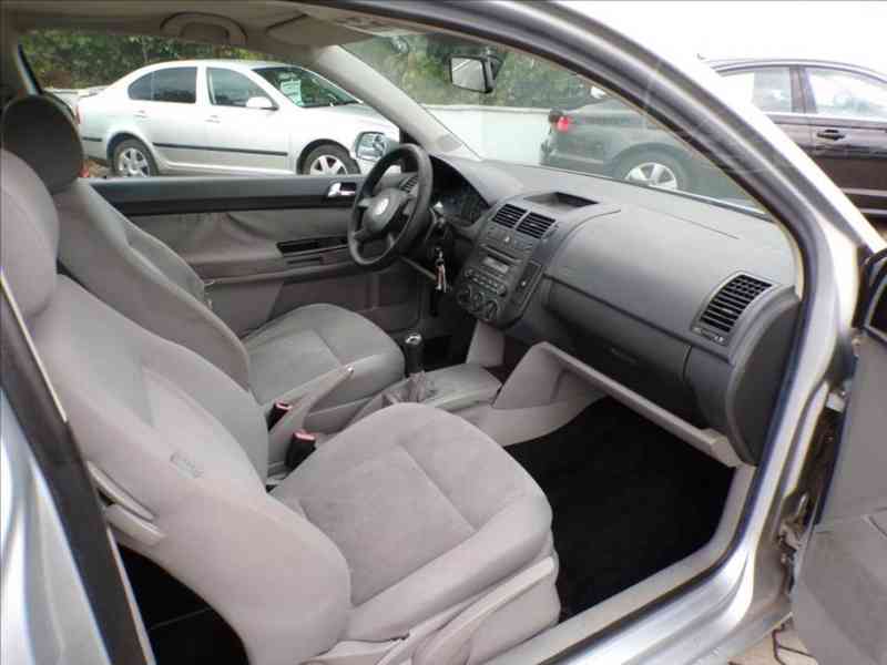 Volkswagen Polo 1,2 12V KLIMA - foto 11