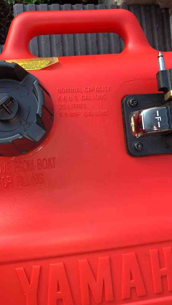 Prodám Yamaha Fuel tank 25L - foto 2