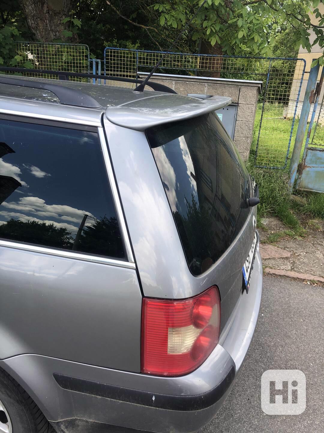 Spoiler Kridlo Vw Passat Combi B B Bazar Hyperinzerce Cz