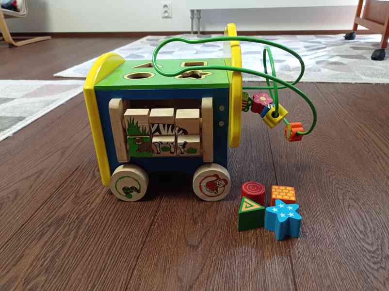 Prodám dřevěnou motorickou hračku slon - foto 3