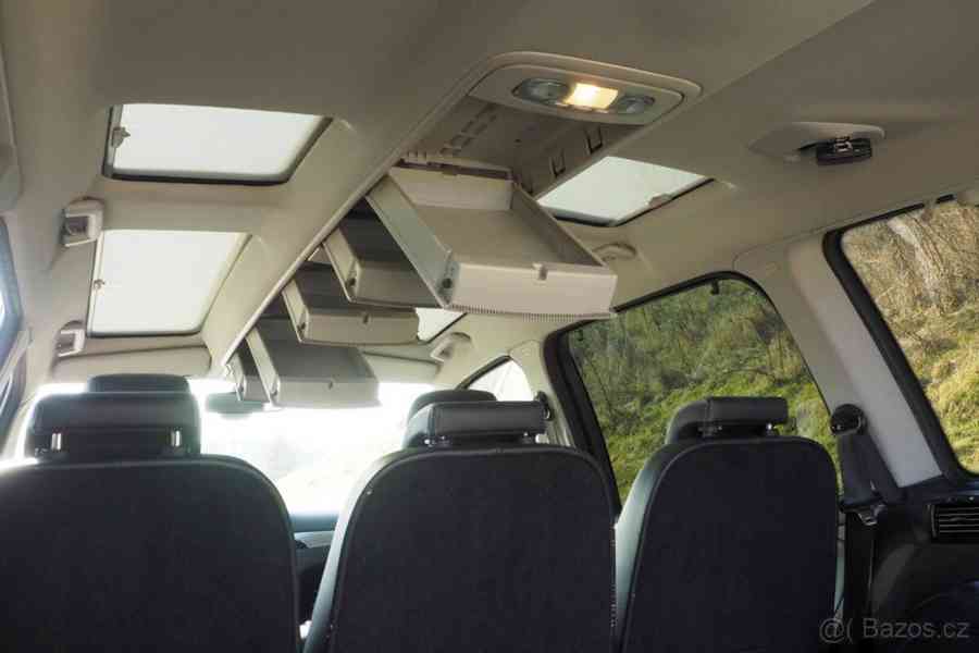 Ford Galaxy 2,2   TDCi Titanium - foto 18