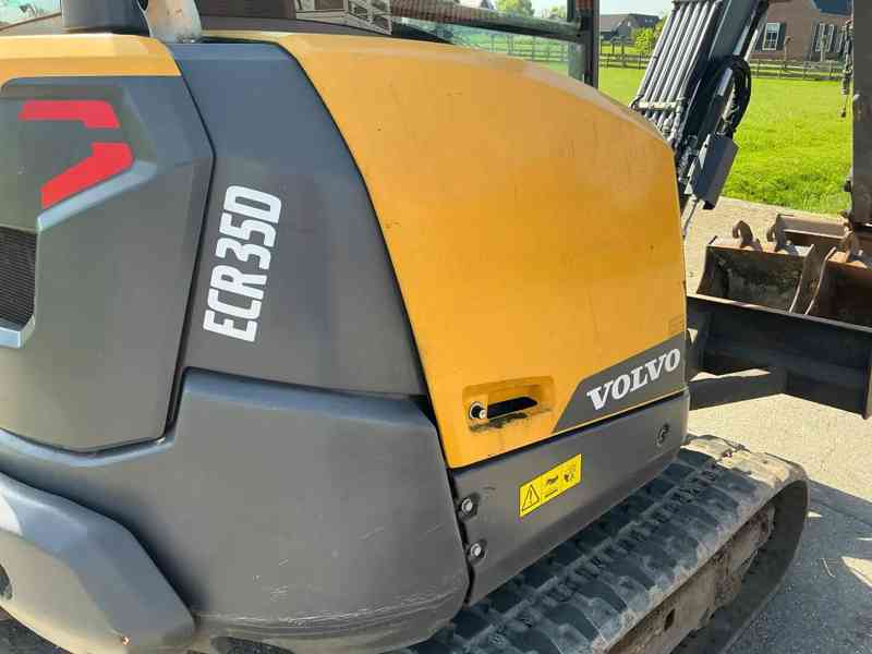 Rýpadlo Volvo ECR35D - foto 8