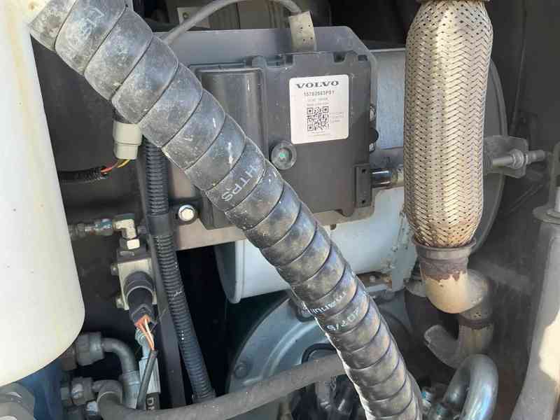 Rýpadlo Volvo ECR35D - foto 10