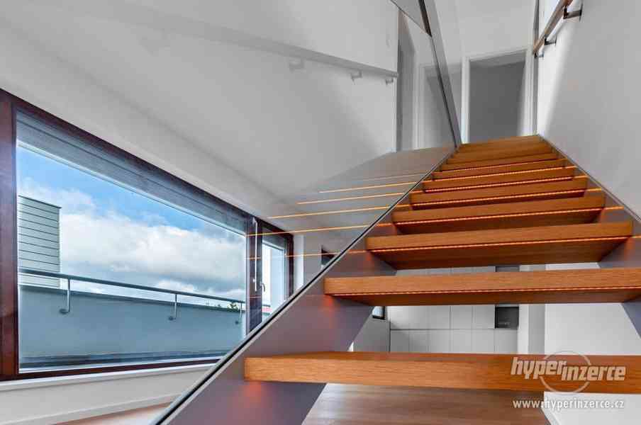 Pronájem luxusního bytu 4kk (200 m2) s 2x garážovým stáním, terasa 32 m2, Praha 4, Na Lysinách - foto 7