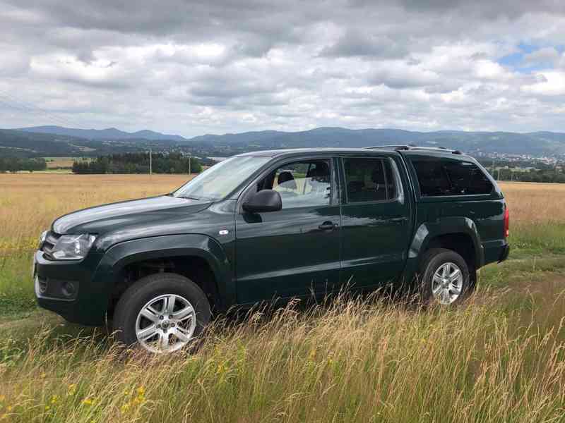 Amarok Volkswagen 2,0 TDi 4Motion 98.000 km rok 2015 - foto 2