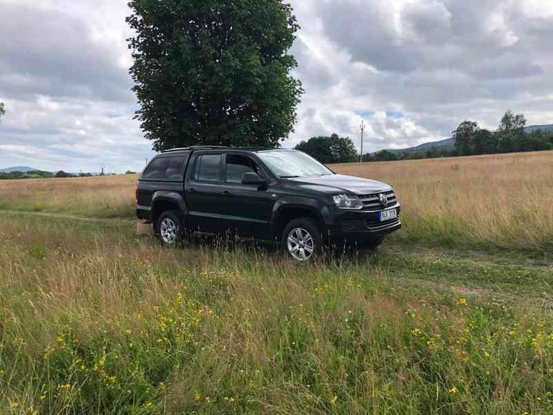 Amarok Volkswagen 2,0 TDi 4Motion 98.000 km rok 2015 - foto 11