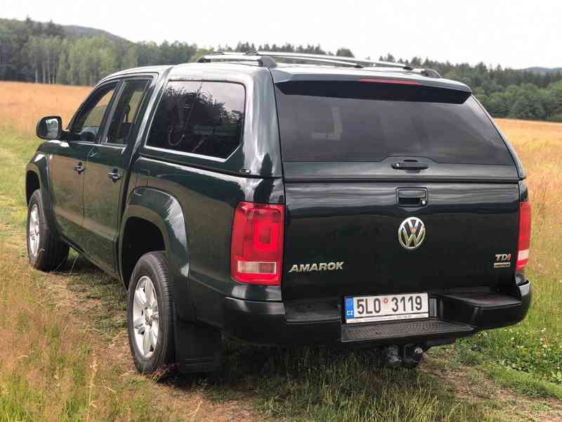 Amarok Volkswagen 2,0 TDi 4Motion 98.000 km rok 2015 - foto 12