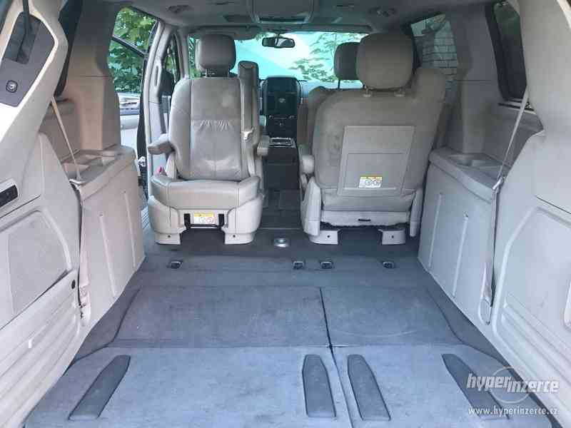 CHRYSLER GRAND VOYAGER TOWN & COUNTRY LIMITED - foto 23