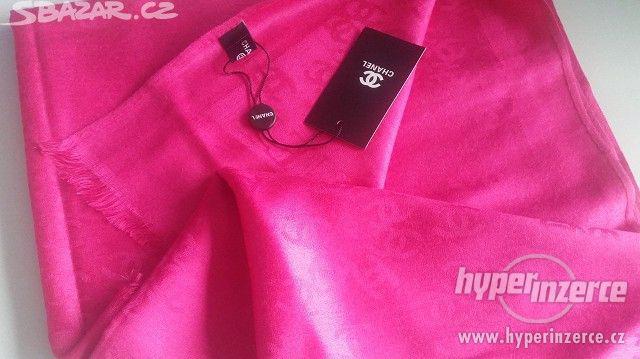 šátek Chanel růžová - foto 3