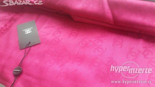 šátek Chanel růžová - foto 6