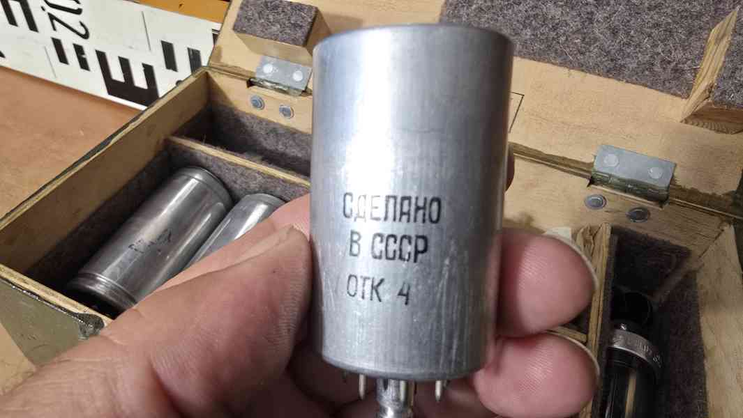 ELEKTRONKY TESLA a vojenské USSR r. 1962 v krabici - foto 16