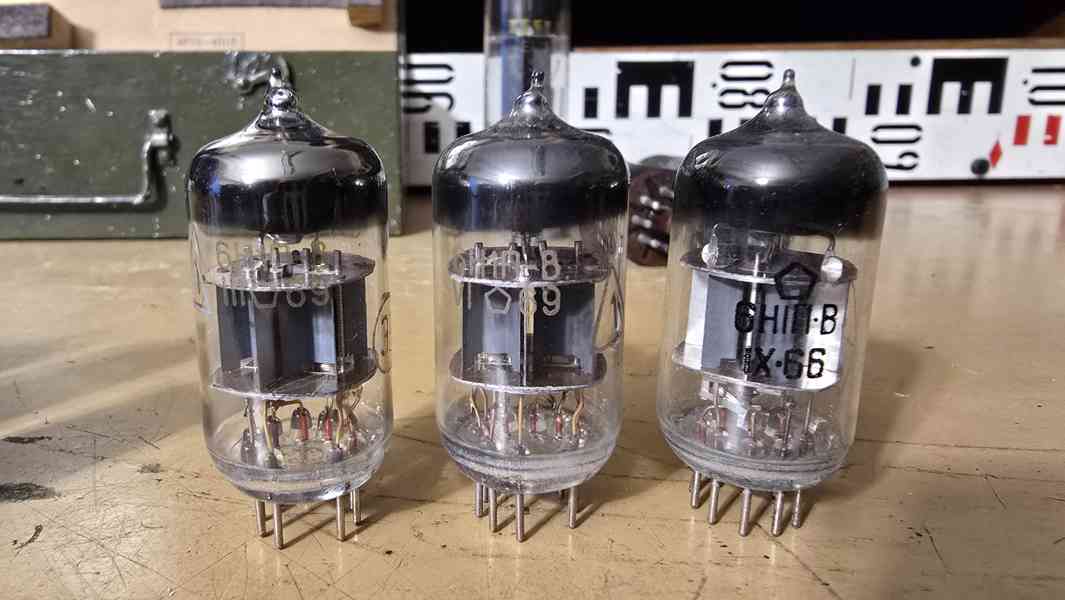 ELEKTRONKY TESLA a vojenské USSR r. 1962 v krabici - foto 5