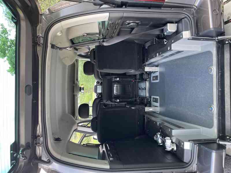 Peugeot Partner: rampa pro vozíčkáře - foto 5