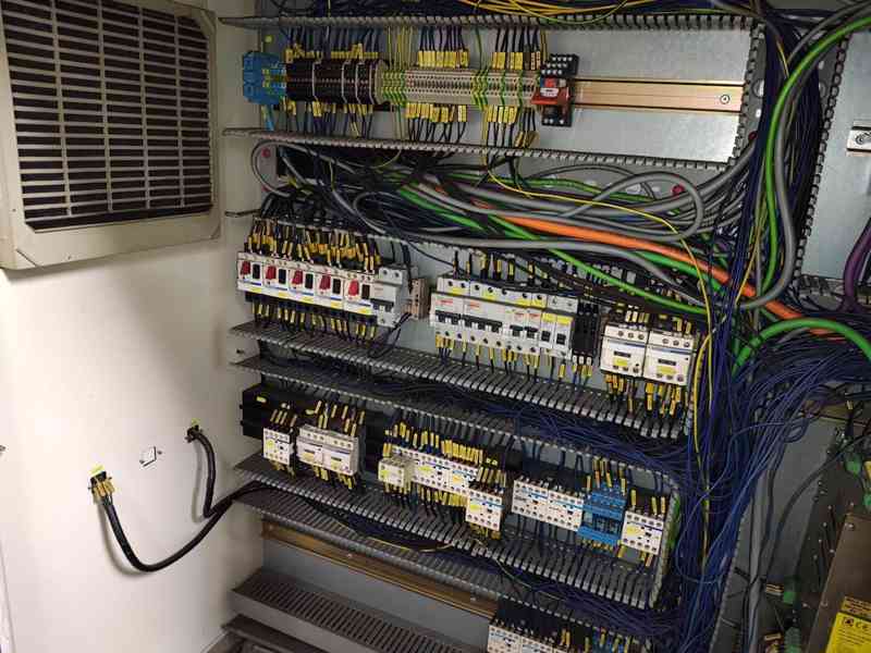 KOVOSVIT MAS SP 180 - Soustruh CNC  - foto 7