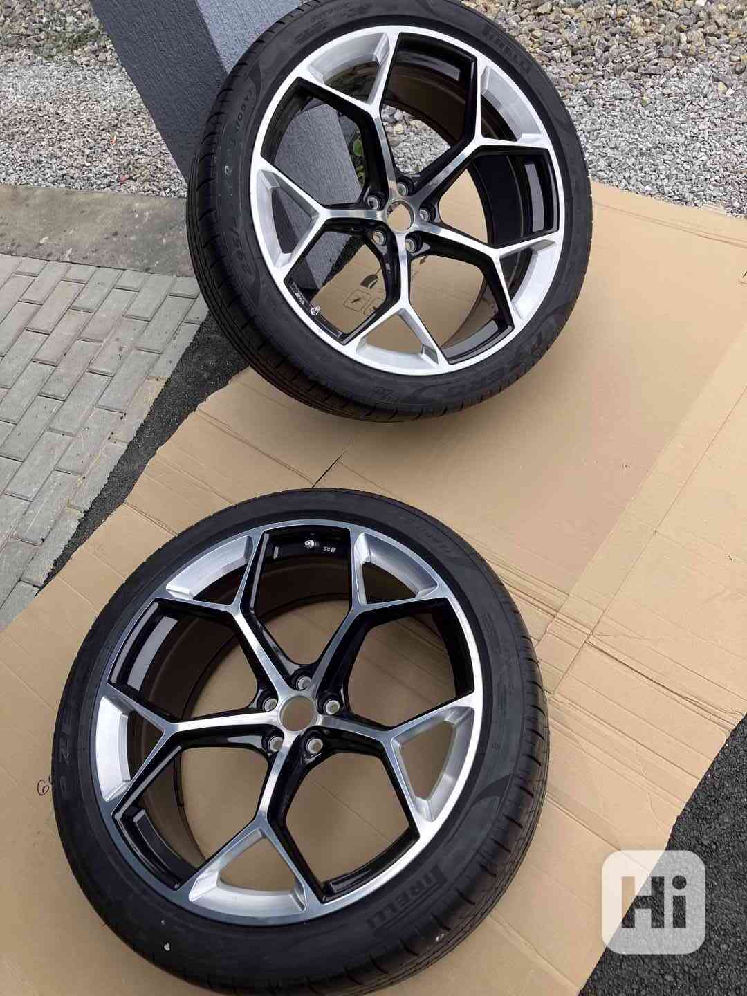 4M8601025CM alu kolo kola r23 rsq8 sq8 chrom - foto 1