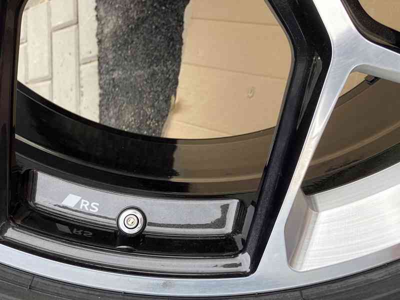 4M8601025CM alu kolo kola r23 rsq8 sq8 chrom - foto 18